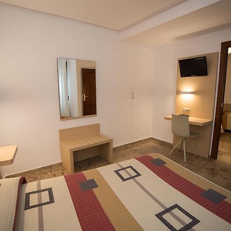 טרואל Hostal Aragon מראה חיצוני תמונה