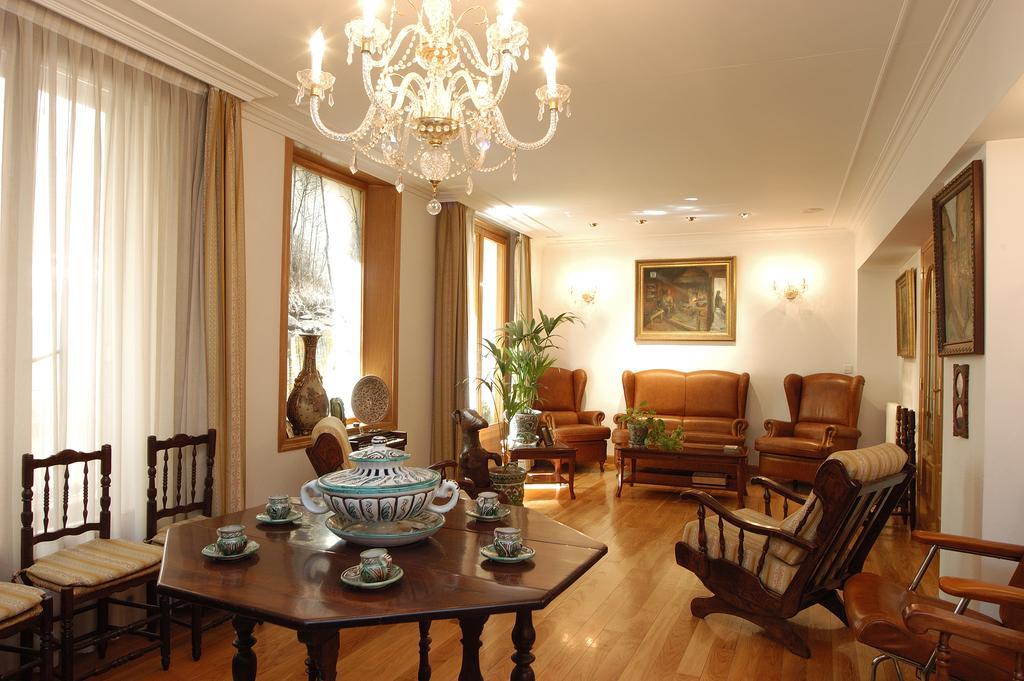 טרואל Hostal Aragon מראה חיצוני תמונה