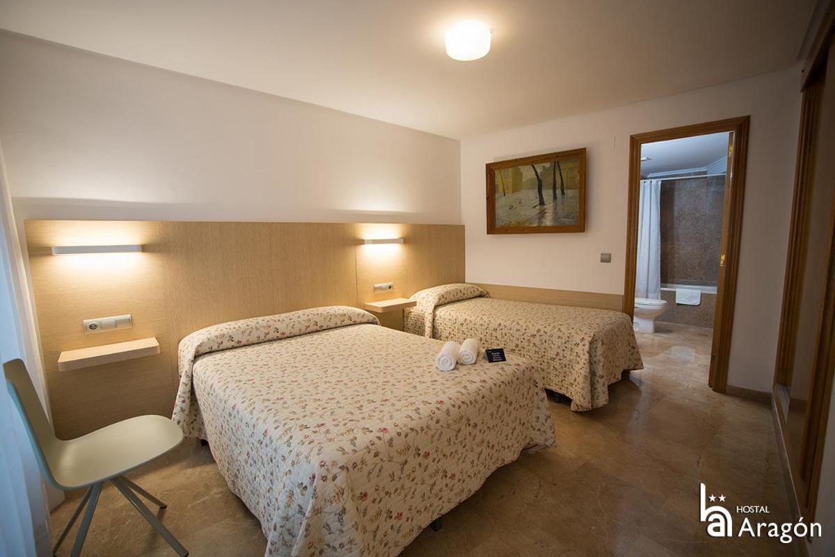 טרואל Hostal Aragon מראה חיצוני תמונה
