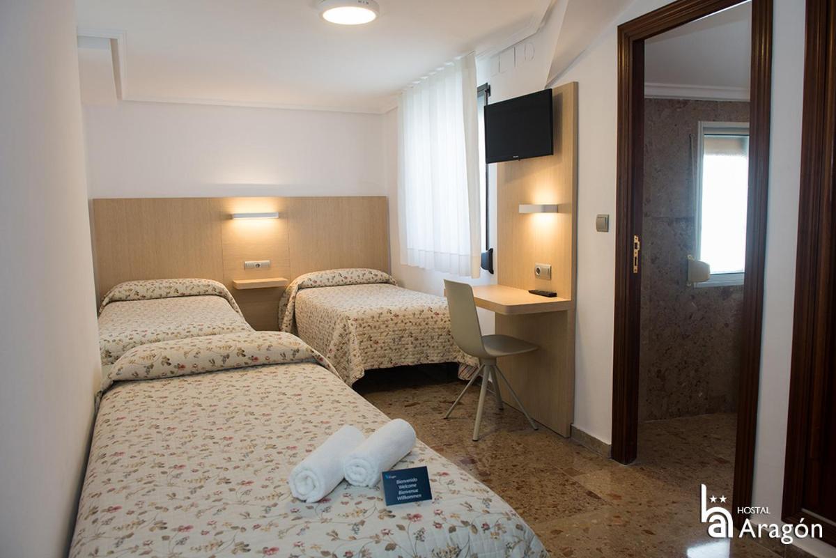 טרואל Hostal Aragon מראה חיצוני תמונה